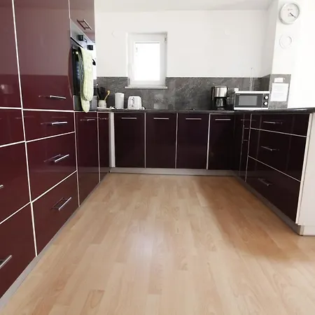 Branko Lejlighed Vrsi
